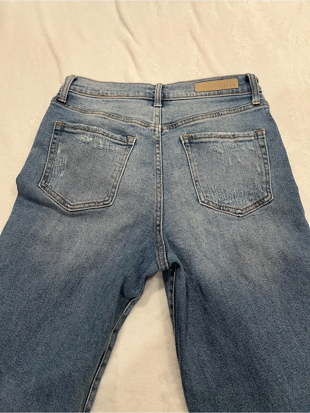 CELLO High Rise Button Fly Distressed Straight Leg Jeans - Size 5 - Picture 3 of 9